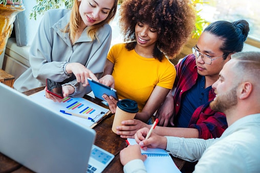 Marketing to Gen Z: A Fresh Approach to Reach a New Generation of Consumers